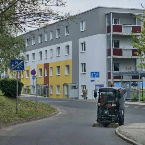 Ilmenauer Gebäudedienste GmbH Kehrmaschine