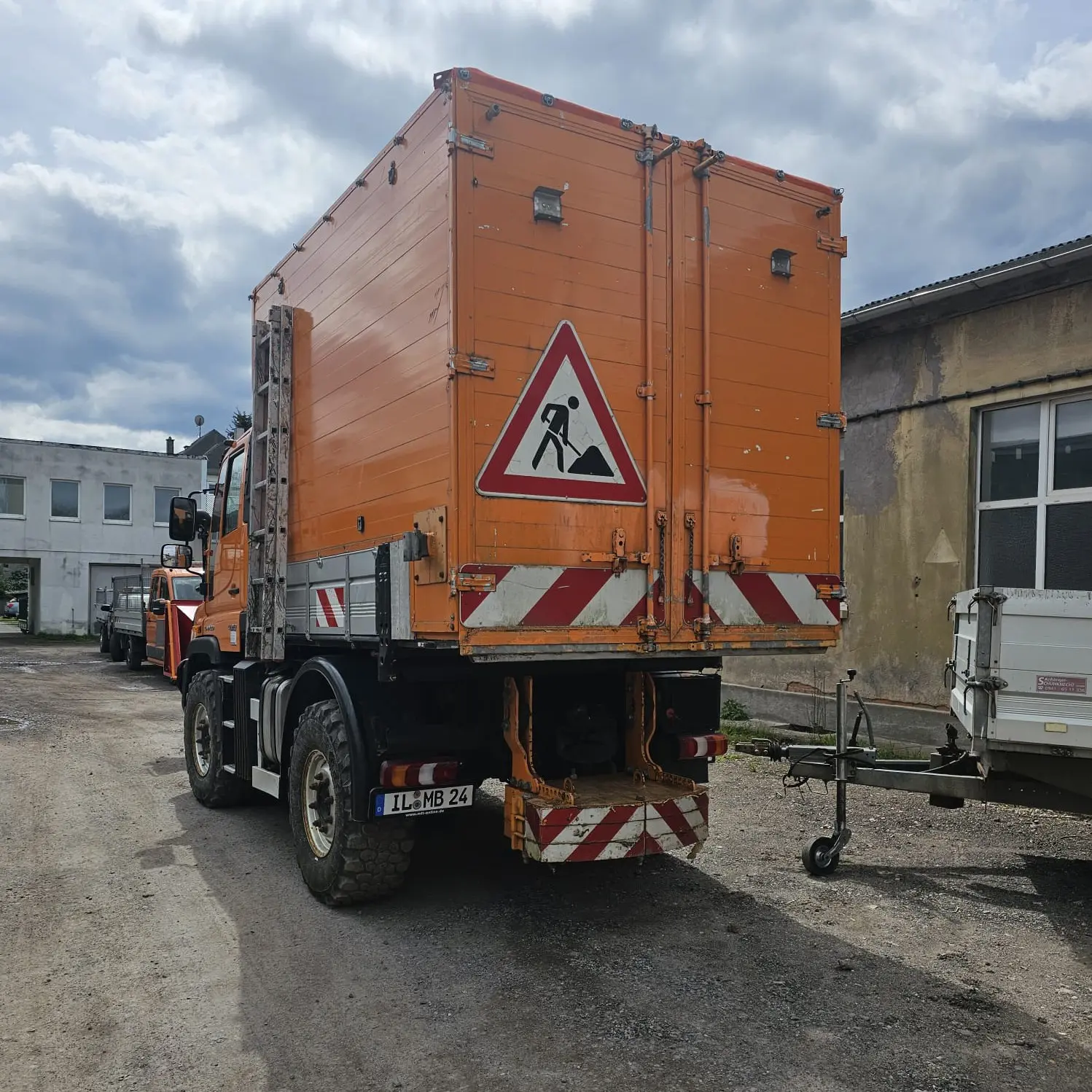 Unimog Ilmenau Ilmenauer Gebäudedienste GmbH